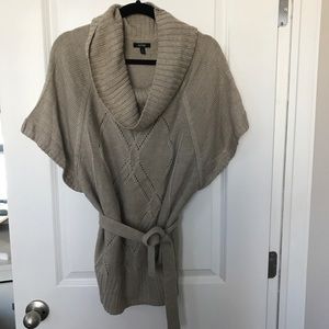 Short Sleeve Sweater with wrap around tie!